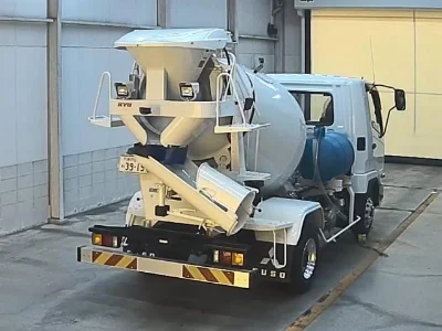 MITSUBISHI FUSO FIGHTER