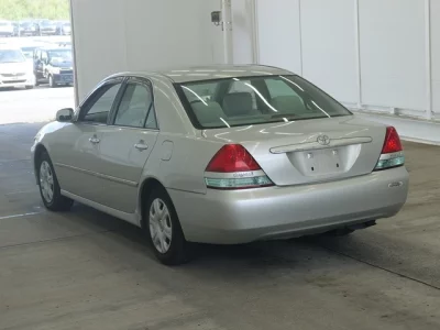 TOYOTA MARK II