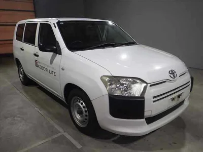TOYOTA SUCCEED