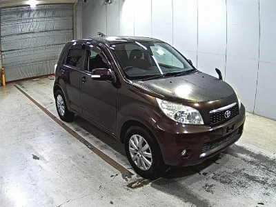 TOYOTA RUSH