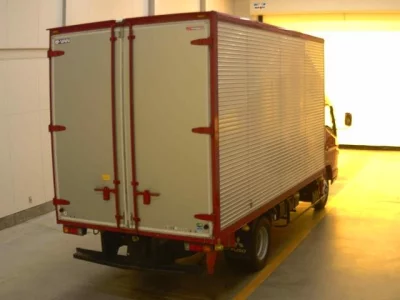 MITSUBISHI CANTER
