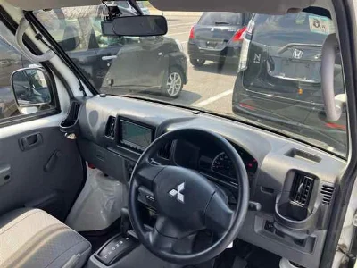MITSUBISHI MINICAB