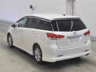 TOYOTA WISH