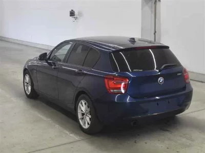 BMW 1 SERIES