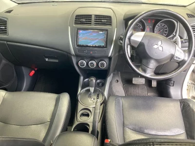 MITSUBISHI RVR