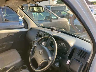 TOYOTA LITE ACE TRUCK