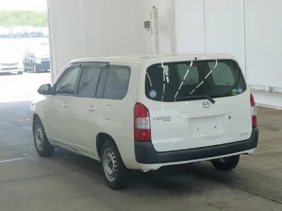 MAZDA FAMILIA