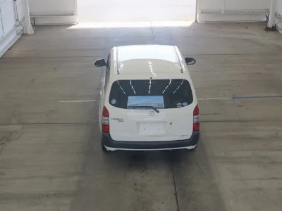 MAZDA FAMILIA