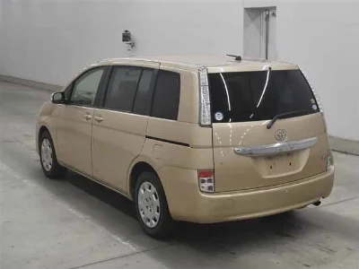 TOYOTA ISIS