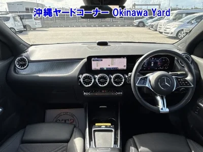 MERCEDES BENZ GLA
