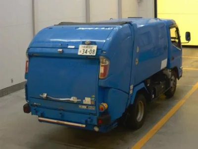 MITSUBISHI CANTER