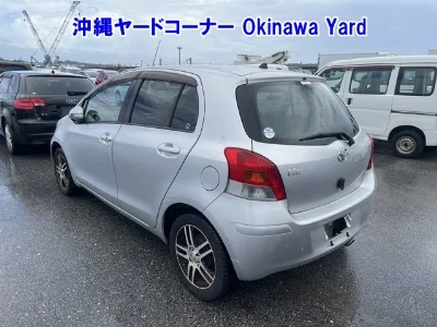 TOYOTA VITZ