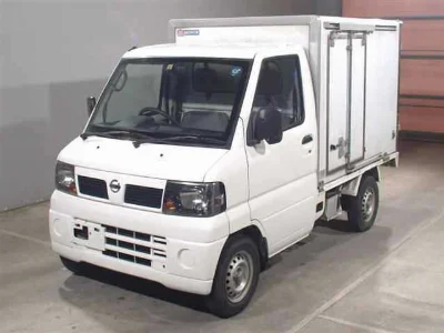 NISSAN CLIPPER TRUCK