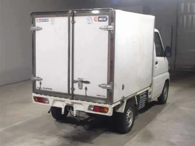 NISSAN CLIPPER TRUCK