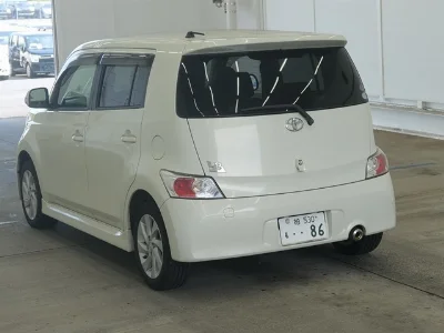 TOYOTA BB