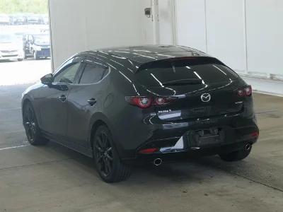 MAZDA MAZDA3 FASTBACK