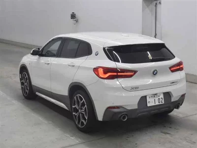 BMW X2
