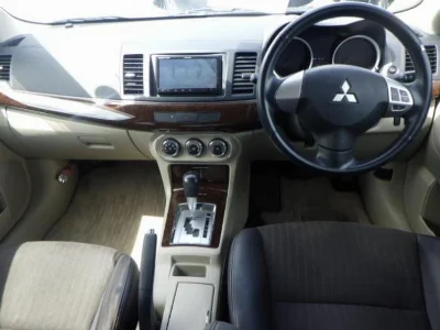 MITSUBISHI GALANT FORTIS