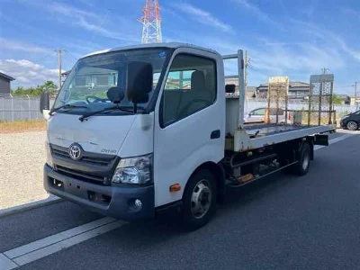 TOYOTA DYNA