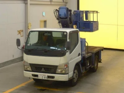 Mitsubishi Fuso Canter