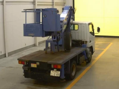 MITSUBISHI CANTER