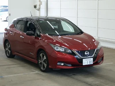 NISSAN LEAF