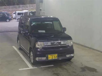 DAIHATSU MOVE CONTE