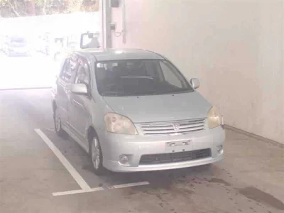 TOYOTA RAUM