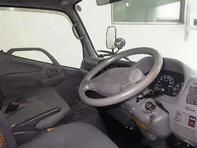 TOYOTA DYNA