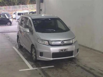 HONDA FREED SPIKE