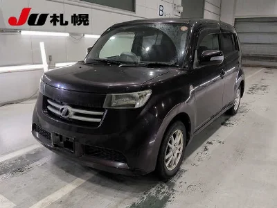 TOYOTA BB