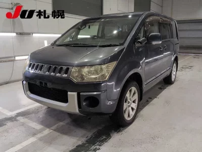 MITSUBISHI DELICA D5