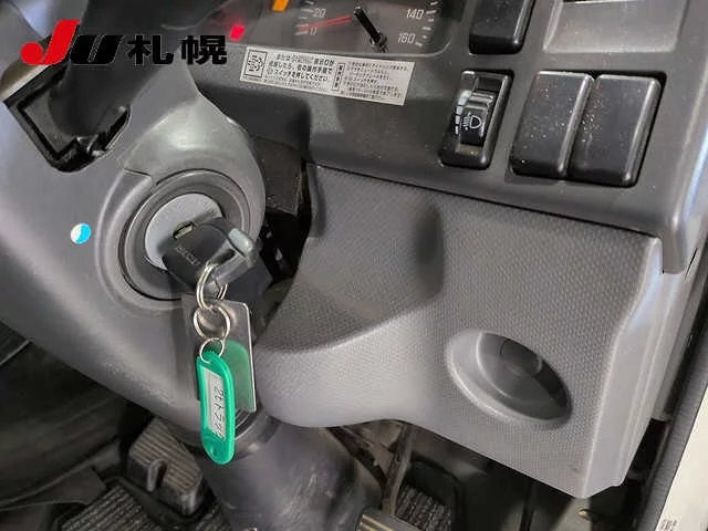 Isuzu Elf  с аукциона в Японии