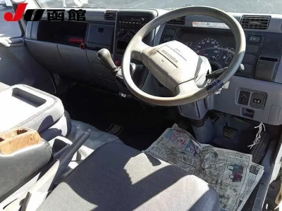 MITSUBISHI CANTER