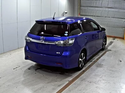 TOYOTA WISH