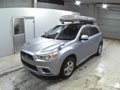 MITSUBISHI RVR