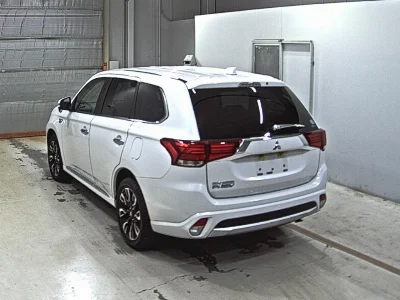 MITSUBISHI OUTLANDER PHEV