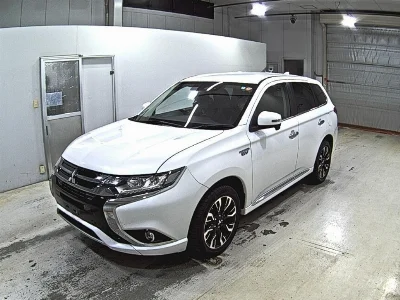 MITSUBISHI OUTLANDER PHEV