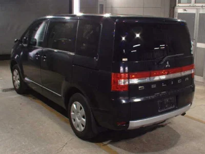 MITSUBISHI DELICA D5