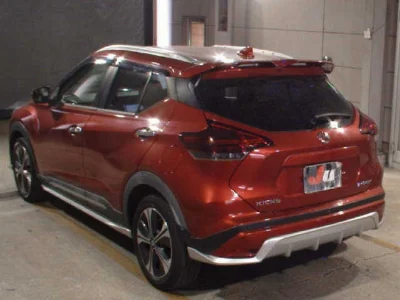 NISSAN KICKS