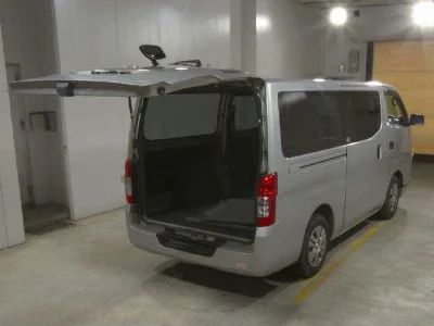 NISSAN NV350 CARAVAN