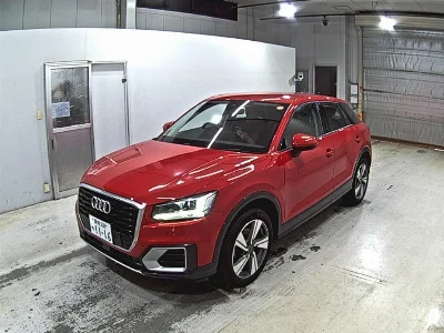 AUDI Q2