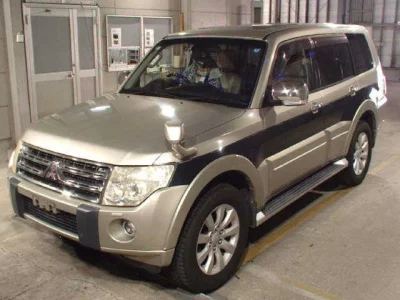 MITSUBISHI PAJERO