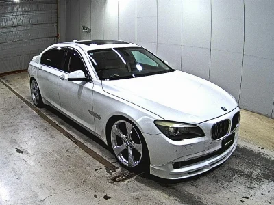 BMW 7 SERIES