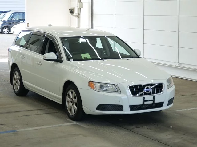 Volvo V70  с аукциона в Японии