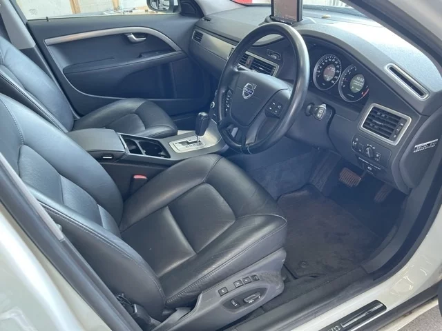 Volvo V70  с аукциона в Японии