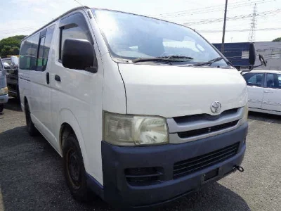 TOYOTA REGIUS ACE VAN