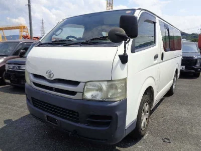 TOYOTA REGIUS ACE VAN