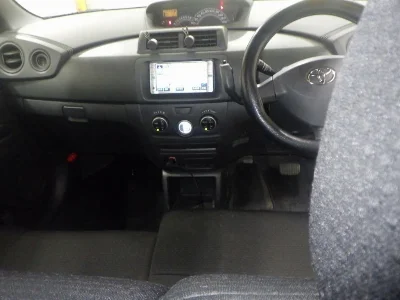 TOYOTA BB