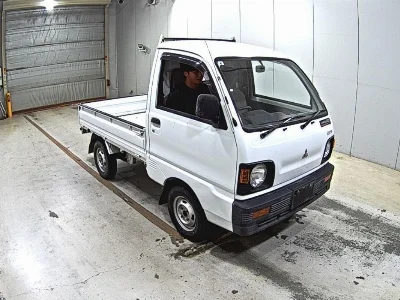 MITSUBISHI MINICAB TRUCK